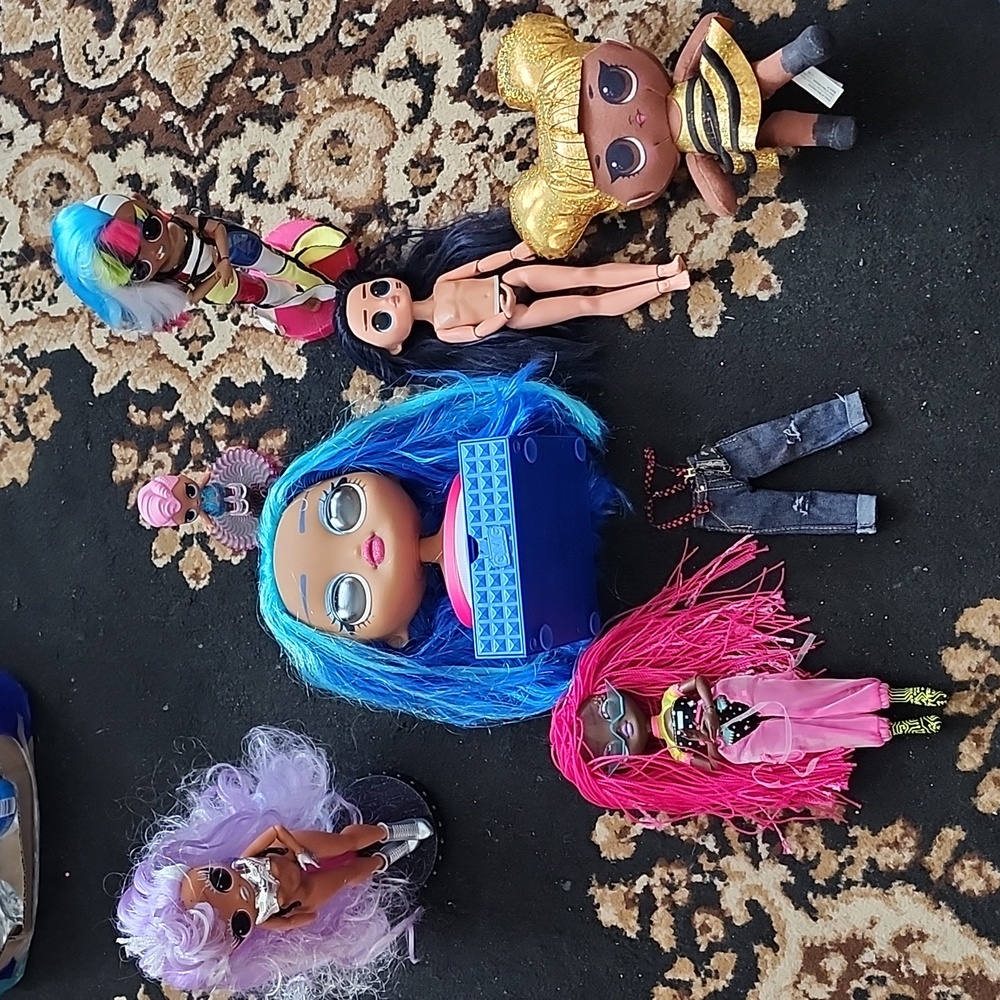 BUNDLE! LOL Surprise Colorful Fashion Dolls